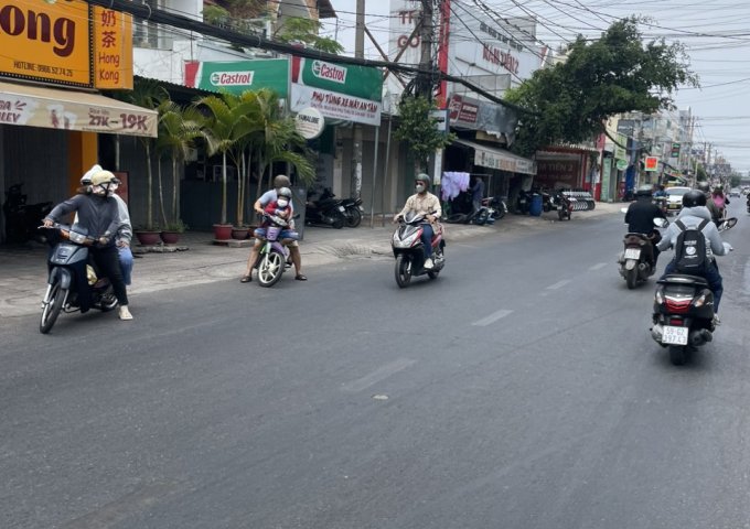 Bán nhà 2 lầu 4x27m, giá 12 tỷ mặt tiền Nguyễn Ảnh Thủ, Quận 12 - LH ngay 0919781159