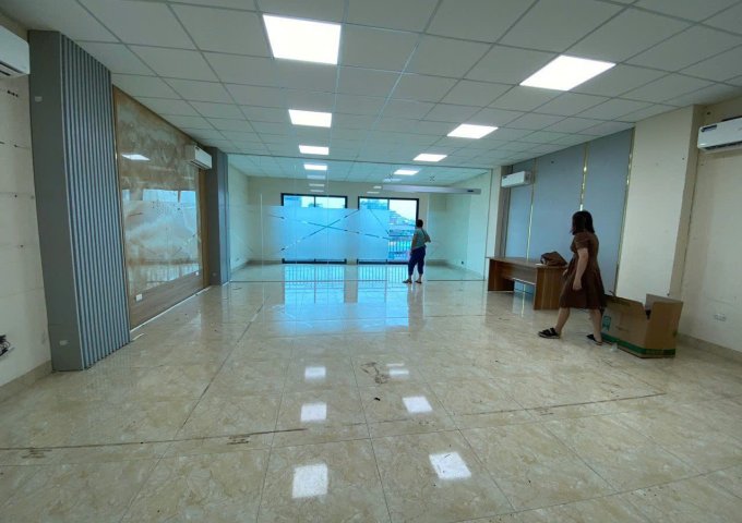 CHO THUÊ VĂN PHÒNG TẠI LÊ QUANG ĐẠO - MỸ ĐÌNH GIÁ 13TR / THÁNG .
