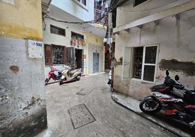 Bán nhà riêng tại Phường Hàng Bột, Đống Đa,  Hà Nội diện tích 22m2  giá 4.2 Tỷ