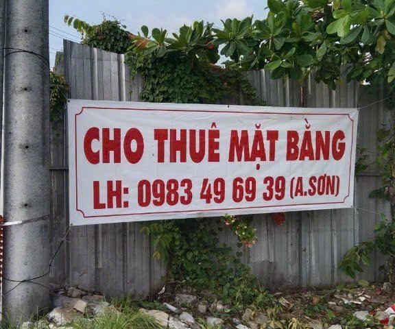 CHO THUÊ MẶT BẰNG THÍCH HỢP LÀM BÃI XE CONTAINER .