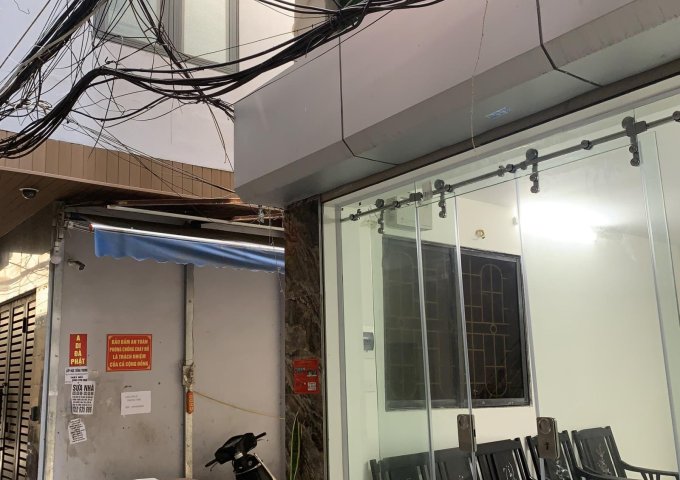 Cho thuê nhà 4 tầng số 42 mặt ngõ Khâm Đức, Khâm Thiên vừa ở vừa kinh doanh.