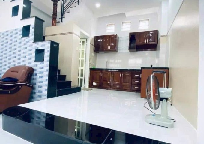 Bán nhà Lê Quang Định Bình Thạnh, 5.2x9, 4 tầng, cách một căn ra mặt tiền, 7.35 tỷ TL, 077357315