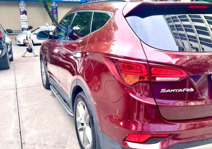 Cần Bán Xe Santafe dầu cao cấp 2018 - Xe nữ đi chủ yếu trong Hà Nội