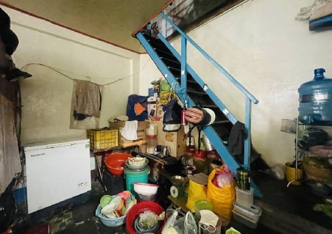 Bán nhà Phường 8, Phú Nhuận Nguyễn Văn Trổi ngang 4m dài 9m trệt lầu.