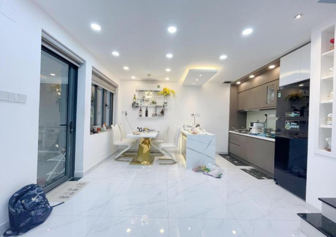 Giảm 600tr Nhà Nguyễn Văn Bứa HM, 196m2, 1 lầu, 2PN, 17x15m, Đ.3m chỉ 5.x tỷ