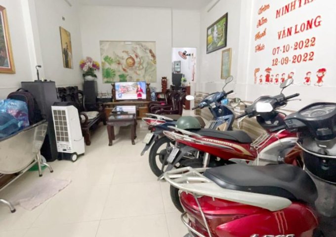 Bán nhà 2 tầng mặt tiền 4x17m giá 6,8 tỷ Tân Chánh Hiệp 17, Quận 12