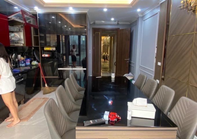 Bán nhà mặt phố Đồng Cổ, Tây Hồ, 7 tầng thang máy, vỉa hè 2m, kinh doanh tốt. Giá 14.4 tỷ