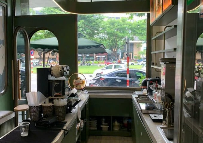 CẦN SANG NHƯỢNG QUÁN CAFE - TRÀ SỮA Vị Trí : 58 Lê Đình Dương, P. Phước Ninh, Q. Hải Châu, Tp. Đà Nẵng