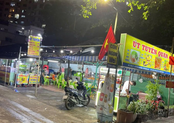 CHÍNH CHỦ CẦN SANG QUÁN HOẶC CHO THUÊ MẶT BẰNG giá bao hạt rẻ , quán thoáng mát , chỗ để xe rộng rãi thoải mái