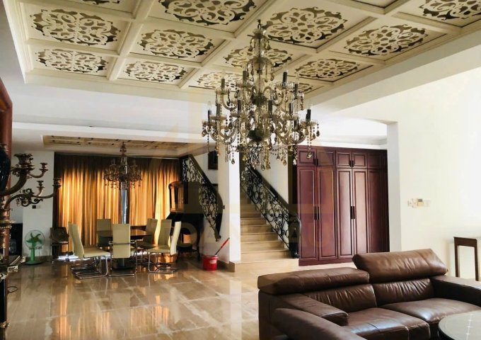 Bán Biệt Thự Riviera Quận 2. Góc 2 Mặt Tiền .DT:591m2.Giá 280 tỷ