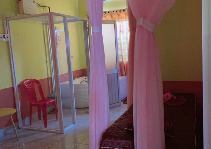 CHÍNH CHỦ CẦN SANG NHƯỢNG QUÁN Địa chỉ: huyện chợ Lách, Bến Tre. Ngay trung tâm huyện chợ Lách Bến Tre