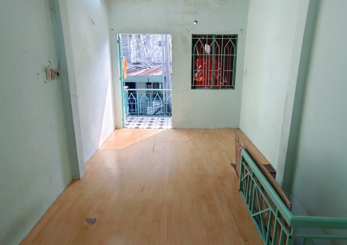 Bán nhà Phường 15, Quận Phú Nhuận Huỳnh Văn Bánh 1 trệt 1 lầu HC đủ.