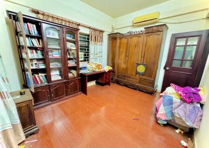   Siêu phẩm - NƠ 4 KĐT Pháp Vân (Trần Thủ Độ) , Hoàng Mai: 83m2 - 3.3 tỷ  