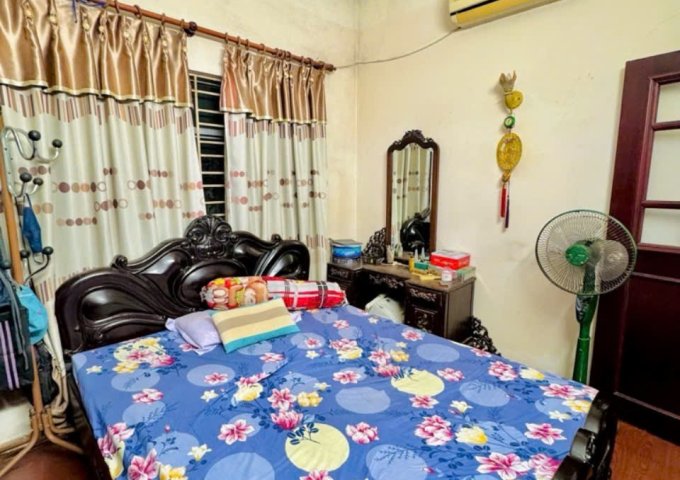   Siêu phẩm - NƠ 4 KĐT Pháp Vân (Trần Thủ Độ) , Hoàng Mai: 83m2 - 3.3 tỷ  