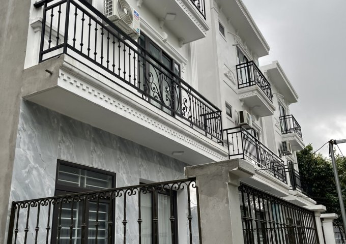 Cần bán nhà 3 tầng thôn Tình Lam, xã Đại Thành, Quốc Oai, Hà Nội