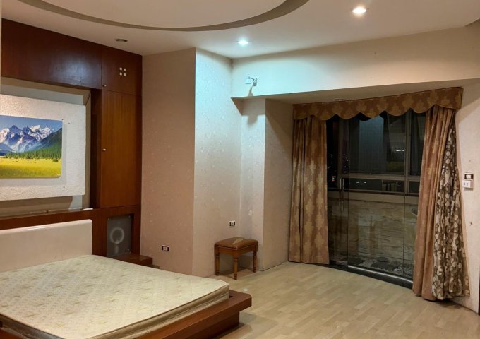 Cho Thuê Căn Chung Cư 178M2 Tòa Thành Công Tower, 57 Láng Hạ