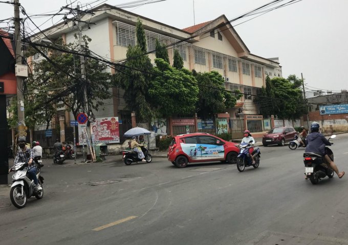 Nhà mặt tiền đường 339 phước long B, diện tích 150m , 1 lầu