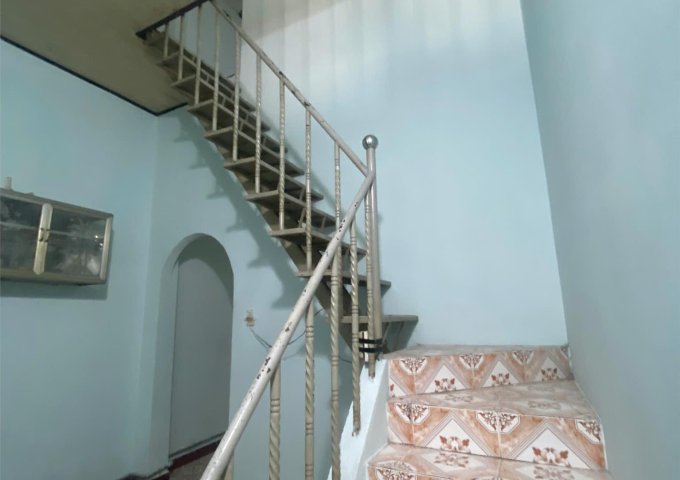 BÁN NHÀ HẺM HUỲNH THỊ HAI 1 TRỆT 1 LÂU 3 PHÒNG NGỦ GẦN BỆNH VIỆN QUẬN 12 ĐƯỜNG DƯƠNG THỊ MƯỜI QUẬN 12 GIA 2.7 TỶ