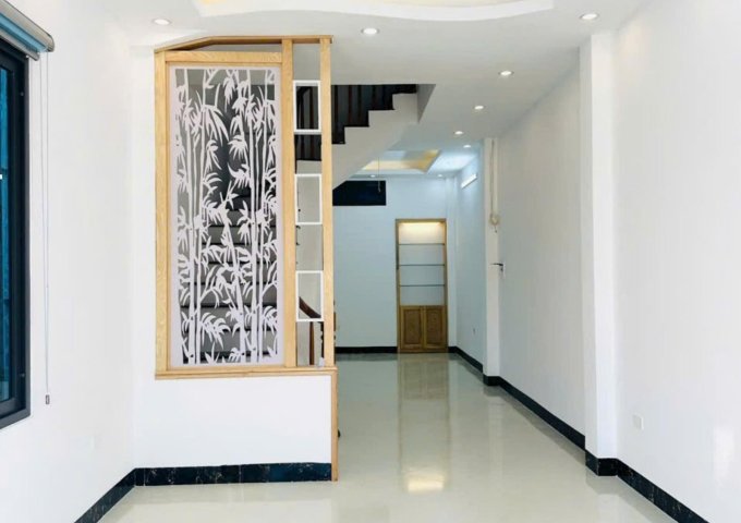 Bán nhà riêng Phương Canh Nam Từ Liêm. Diện tích 40m2 xây dựng 5 tầng Ngõ thông Ôtô đỗ cửa