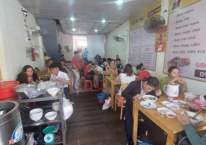 Do không có thời gian quản lý, mình cần sang lại, quán ở gần nhà hàng, bệnh viện, trường đại học, chợ