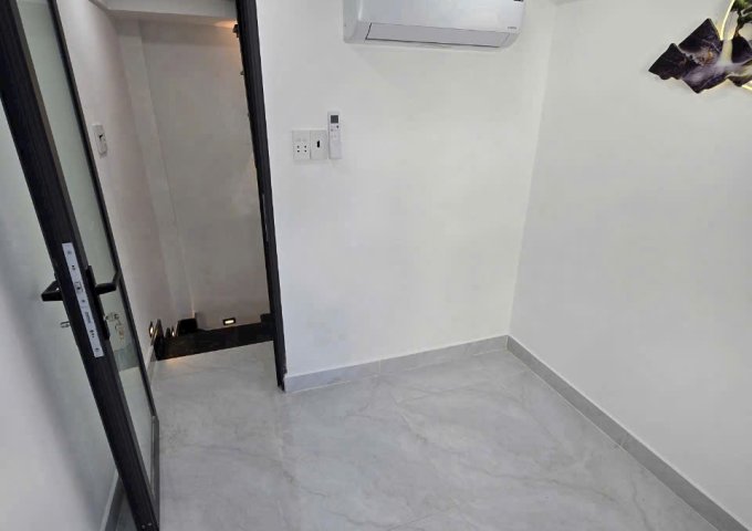 Cho thuê nhà Nguyên Căn hẻm 207 Nguyễn Văn Đậu - Bình Thạnh