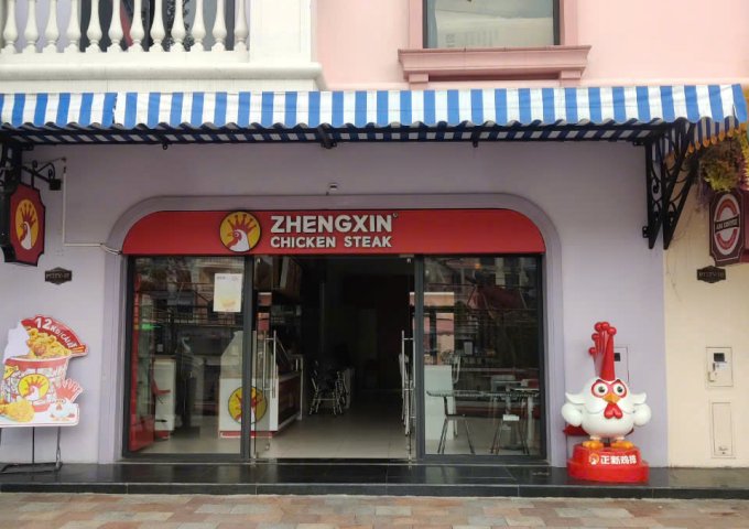 Mình cần chuyển nhượng lại cửa hàng gà rán tại Vinhomes Ocean Park 3