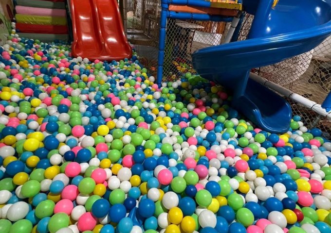 Em cần Sang nhượng lại quán cà phê kết hợp khu vui chơi tại địa chỉ 164 Tôn Đức Thắng, Gia lai