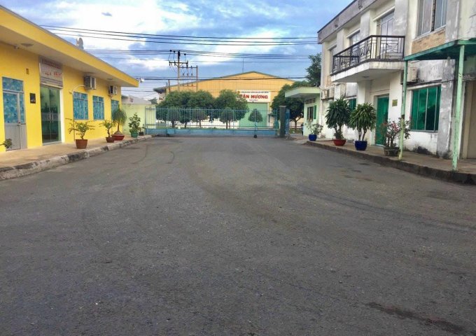 Bán xưởng 10.000m2 giá 250 tỷ KCN Tân Bình