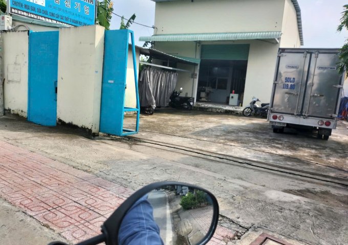 Bán xưởng mặt tiền Tân Hiệp, hơn 600m2, gần QL 22, giá 10 tỷ + x tỷ