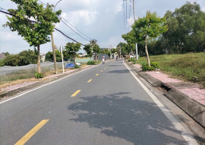 Bán xưởng mặt tiền Tân Hiệp, hơn 600m2, gần QL 22, giá 10 tỷ + x tỷ