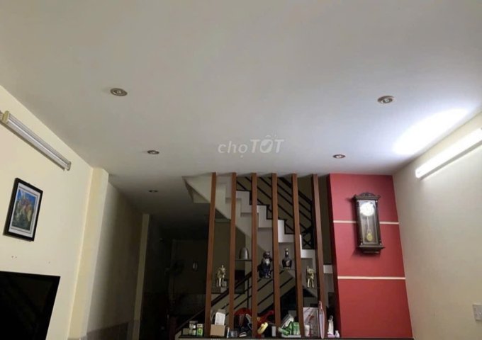 Bán nhà phố đường Sao Mai 64 m²