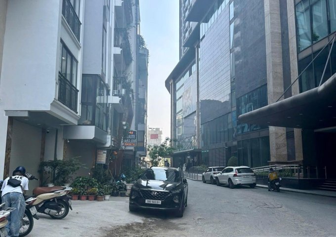 Chính chủ cho thuê nhà khu vực Thuỵ Khuê - Tây Hồ, Hà Nội