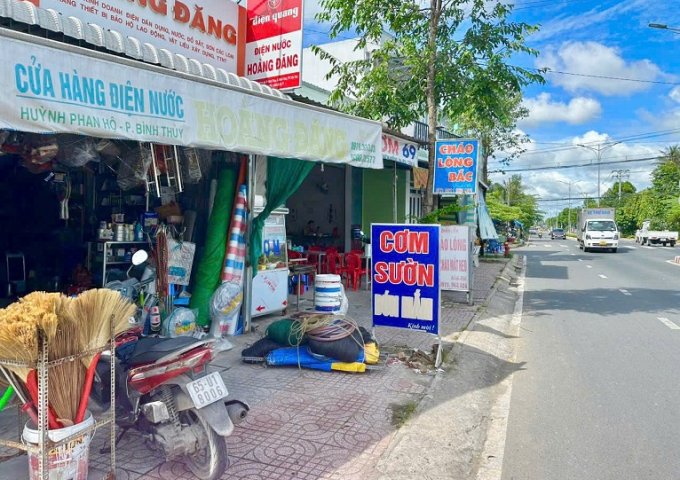 CHÍNH CHỦ: Bán nhanh 3 căn nhà cấp 4 đang cho thuê kinh doanh :12tr/tháng.