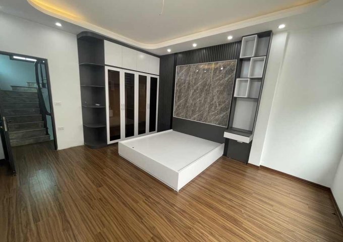  Bán nhà riêng tại Đường Tân Mai, Hoàng Mai, Hà Nội diện tích 32m2 giá 8.5 Tỷ