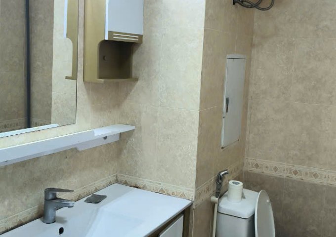 Chính chủ cho thuê dài hạn chung cư CIENCO1, đường Hoàng ĐẠo Thúy 78m2, 2N, 2vs ban công - mặt phố trung tâm