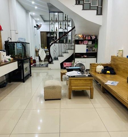 Bán nhà Vũ Tông Phan - TX , DT 41m2 ,Giá Hơn 7 tỷ , Lo góc , 2 Thoáng