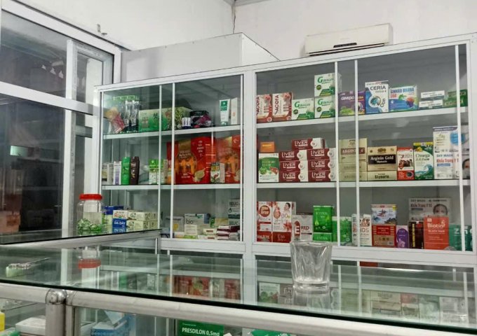 Sang nhượng bớt Quầy thuốc do không quản lý được hết cho bạn nào ít vốn,muốn kinh doanh mà ngại bắt đầu.