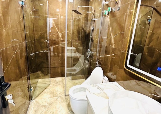 Chính chủ gửi bán căn nhà 6 tầng xây mới  phố Thịnh Liệt. Có thang máy xịn, Gara ô tô 7 chỗ