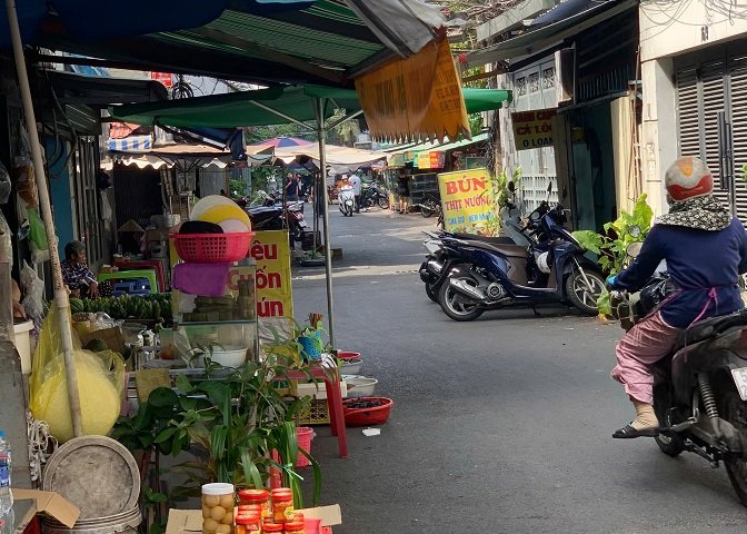 Chính chủ cần bán nhà chung cư mặt đất, mặt tiền hẻm xe hơi, vị trí đắc địa tại Bình Thạnh