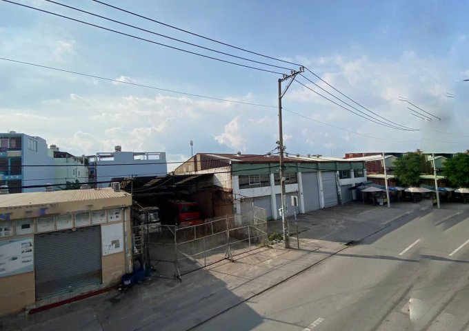 Bán Kho Xưởng Mặt Tiền Đường Quốc Lộ 1A Quận Bình Tân.DT:32x49m.Giá 30 tỷ