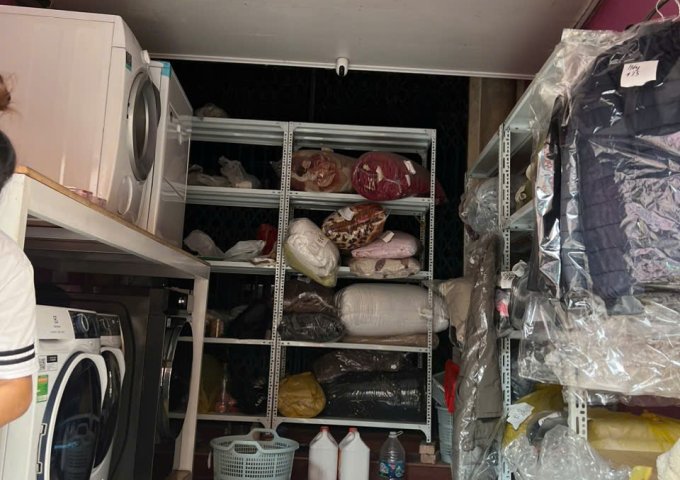 CHÍNH CHỦ CẦN SANG NHƯỢNG CỬA HÀNG GIẶT LÀ TẠI HÀ NỘI