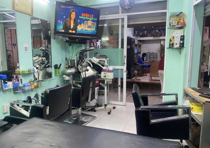 Chính chủ cần chuyển nhượng toàn bộ cửa hàng Salon tóc