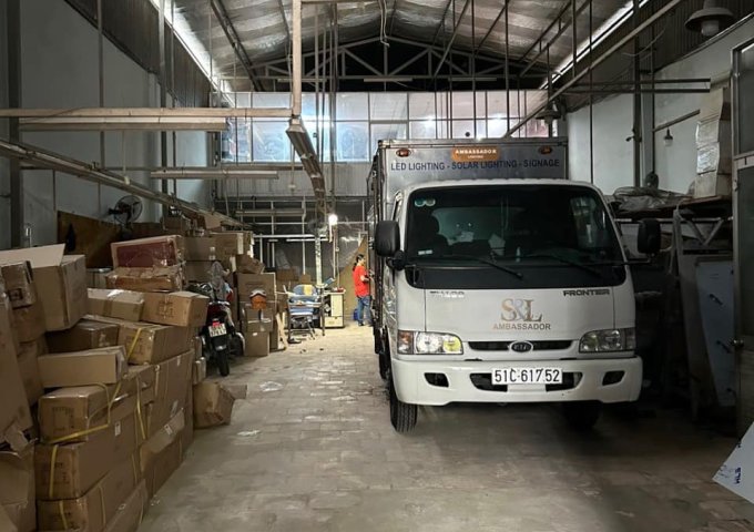 BÁN NHÀ XƯỞNG MẶT TIỀN ĐƯỜNG TRUNG MỸ TÂY QUẬN 12 - 339M2 (9 x 38) - KHÁCH THÍCH LÀ CHỐT.