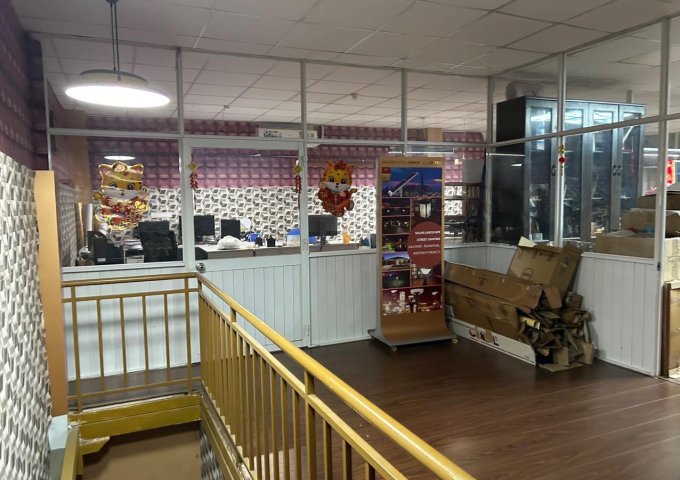 BÁN NHÀ XƯỞNG MẶT TIỀN ĐƯỜNG TRUNG MỸ TÂY QUẬN 12 - 339M2 (9 x 38) - KHÁCH THÍCH LÀ CHỐT.