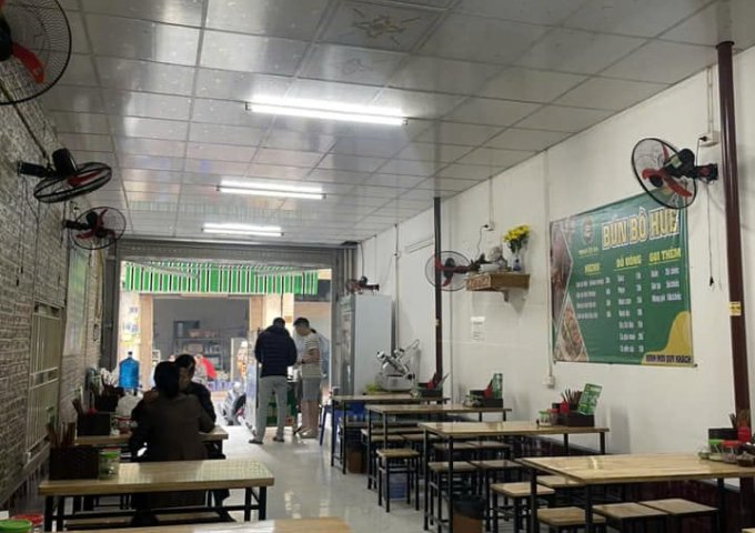 SANG NHƯỢNG QUÁN BÚN BÒ HUẾ Địa chỉ: Số 2 ,ngõ 176 Nguyễn Sơn,Long Biên,Hà Nội