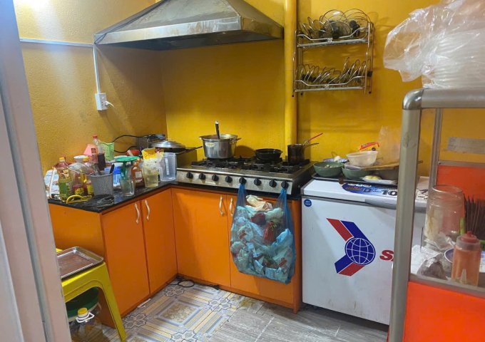 Cần sang quán gấp cho ai có nhu cầu vào làm luôn Mặt tiền đường DT743, gần ngã tư Bình Chuẩn