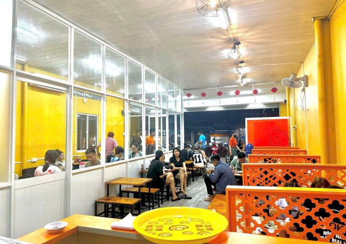 Cần sang quán gấp cho ai có nhu cầu vào làm luôn Mặt tiền đường DT743, gần ngã tư Bình Chuẩn