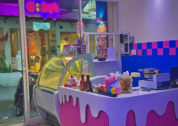 Cần sang lại tiệm kem nhỏ mặt tiền hẻm Thảo Điền