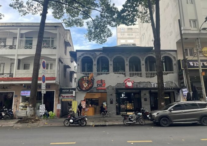 Siêu phẩm đầu tư 124-124A Bùi Thị Xuân, Phường Phạm Ngũ Lão, Quận 1 diện tích 12,45x7,4 HĐT 6.000$