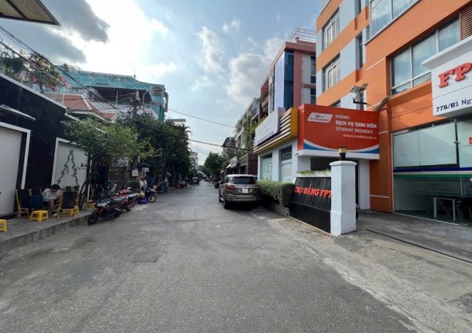 FPT POLYTECHNIC 778/B1 Nguyễn Kiệm Phường 4 Quận Phú Nhuận dt 23,4x29,2 HĐT 265tr/tháng
